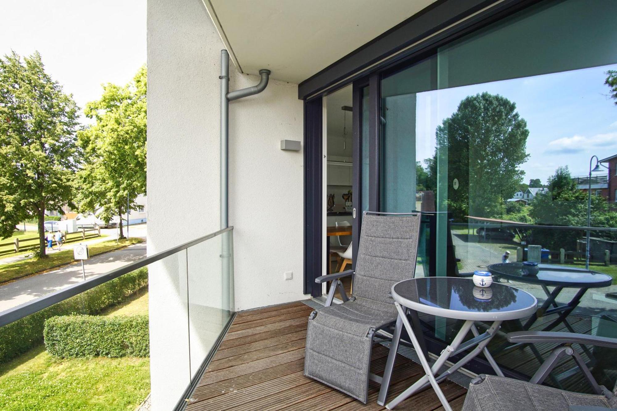 Haus Hafenkieker Fewo 08 - Balkon, Hafenblick Putbus Eksteriør billede